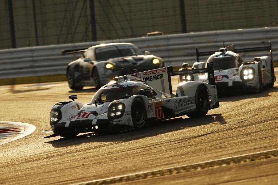  Porsche 919 Hybrid 2015 года  (фото 318 из 481)